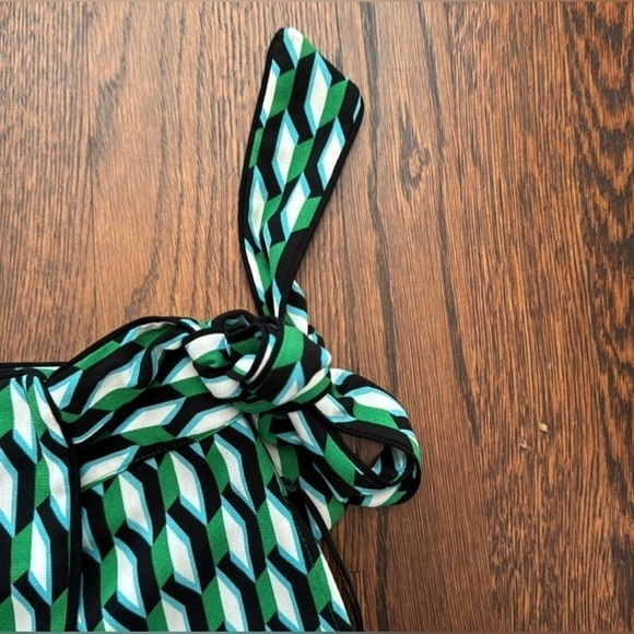 Skort! 💚CHIC NWT DVF SKORTS (xxs) 🌷 - Picture 7 of 10